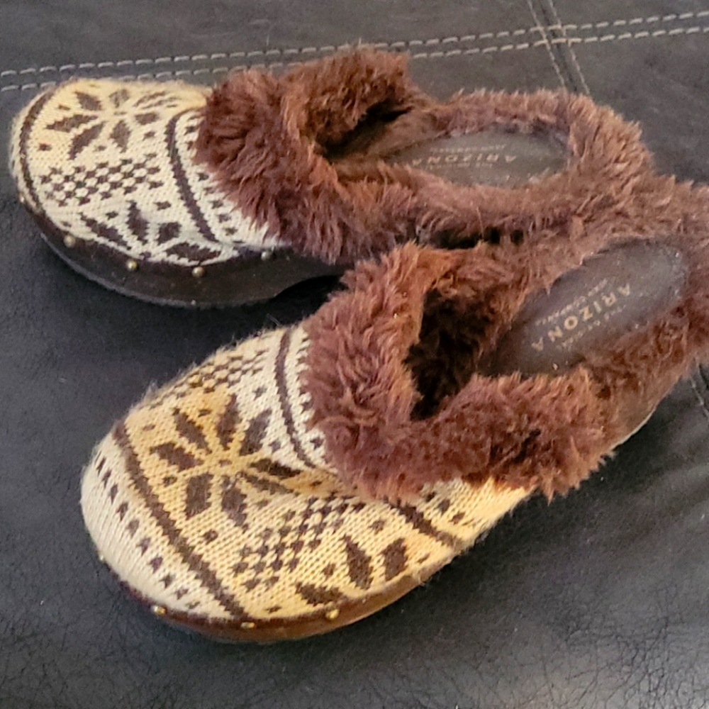Clogs